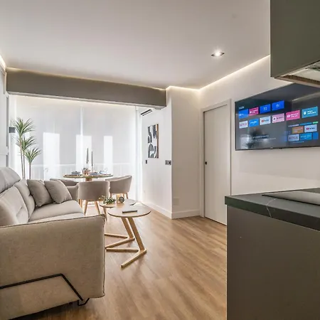 Xpce Luxury In Malagueta Apartment